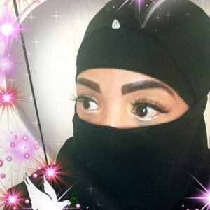 Meet your Posher, Khadijah